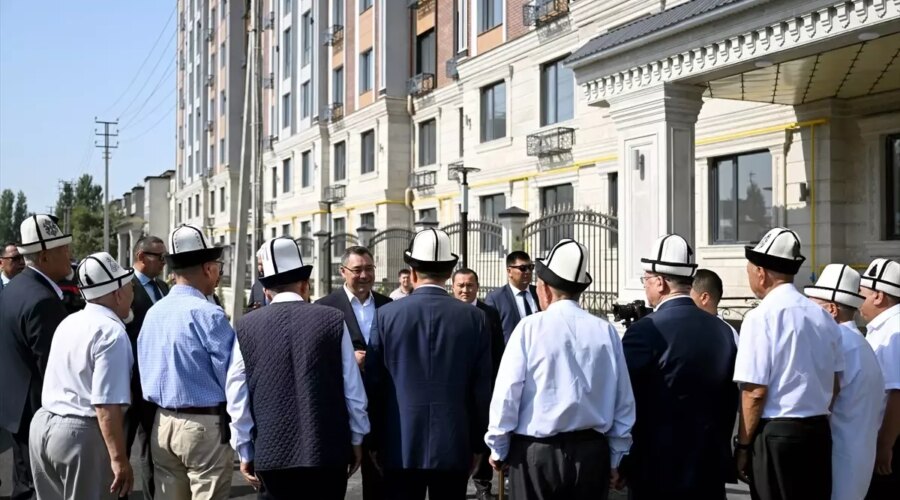 kirgizistan bagimsizlik gunu kutlandi LzT8LevX