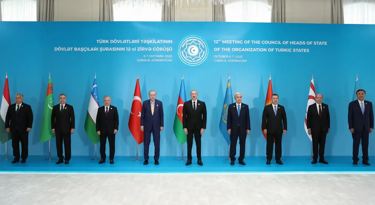 cumhurbaskani erdogan turk devletleri teskilati 12nci zirvesinde aile fotografi cekimine katildi 52RxKFCF