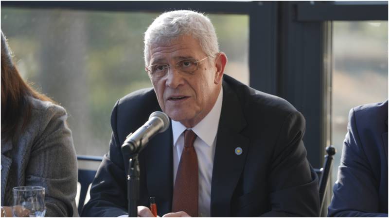 dervisoglu cumhurbaskani gecmis olsun dileklerini iletti kimse birinin elini siktim diye fikirlerimin degisecegine inanmasin ME5uNM7Z