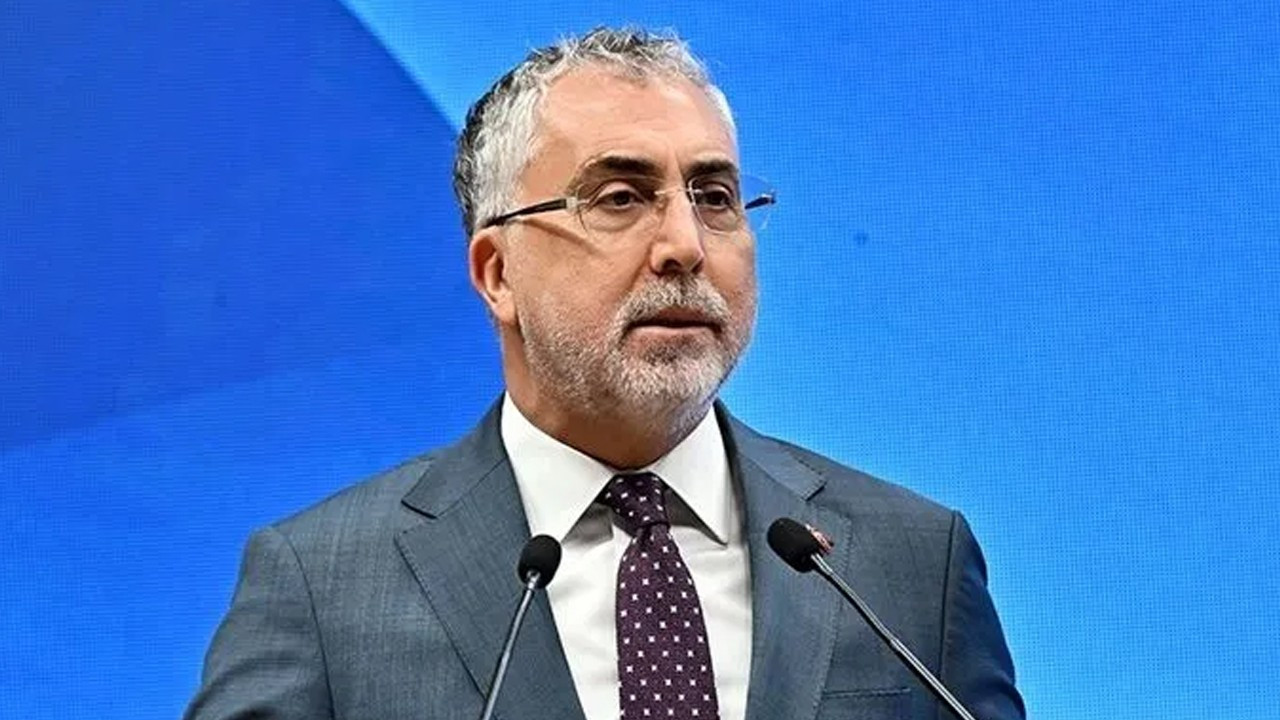 Bakan isikhandan dijital donusum mesaji emek ve alin terine bicilen deger degismeyecek U6aw8QzF