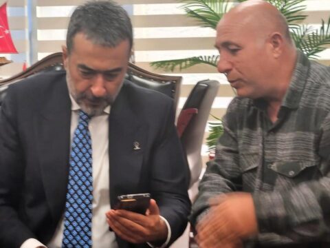 Chpli mansur yavas sel magduruna kapiyi kapatti ak parti sahip cikti pXHKm3me